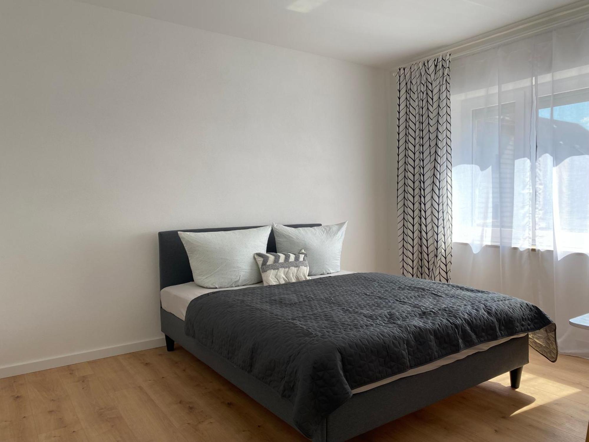 Modern Living Apartment - Naehe Krankenhaus, Altstadt, Bahnhof - 3-Zimmer Amberg Esterno foto