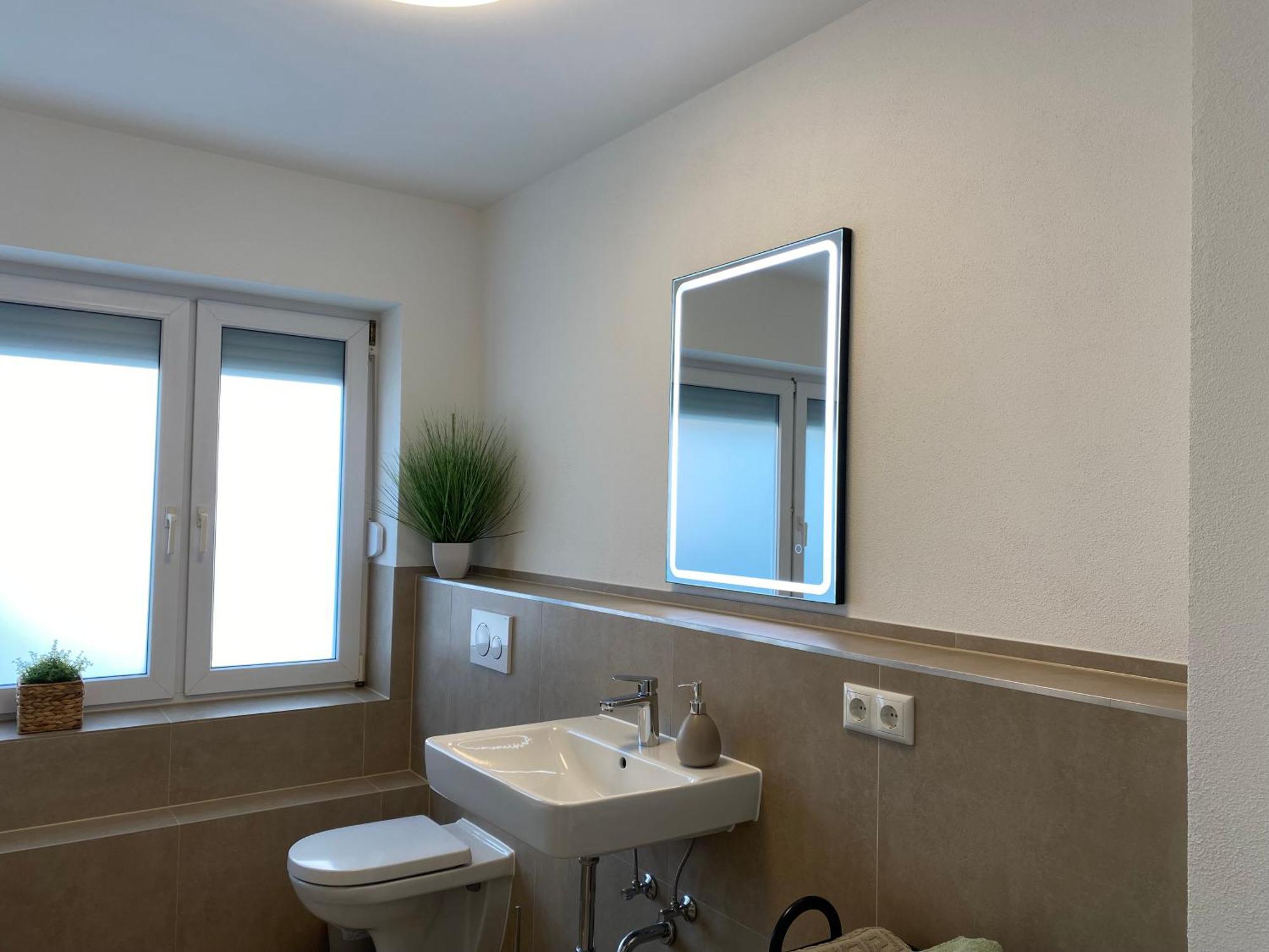 Modern Living Apartment - Naehe Krankenhaus, Altstadt, Bahnhof - 3-Zimmer Amberg Esterno foto
