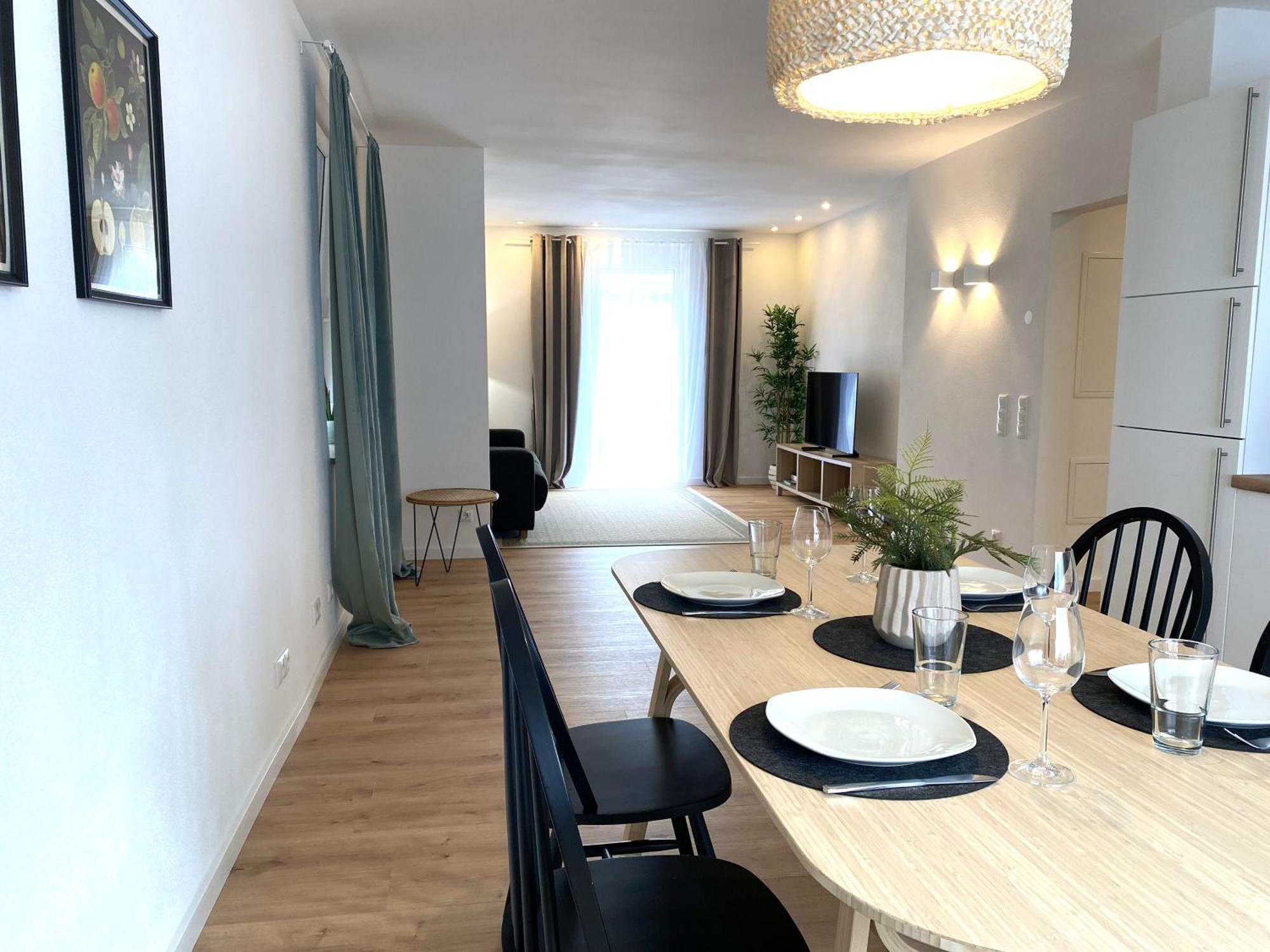 Modern Living Apartment - Naehe Krankenhaus, Altstadt, Bahnhof - 3-Zimmer Amberg Esterno foto