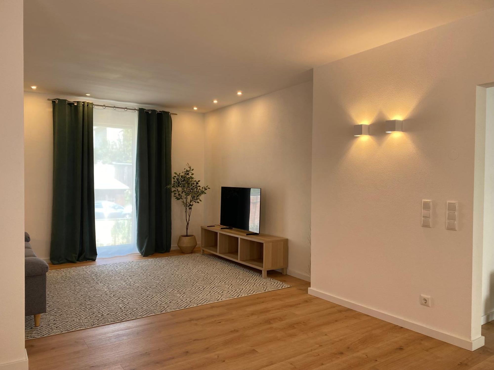 Modern Living Apartment - Naehe Krankenhaus, Altstadt, Bahnhof - 3-Zimmer Amberg Esterno foto